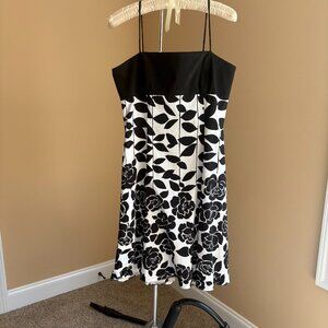 Nine West size 10 black/white sundress